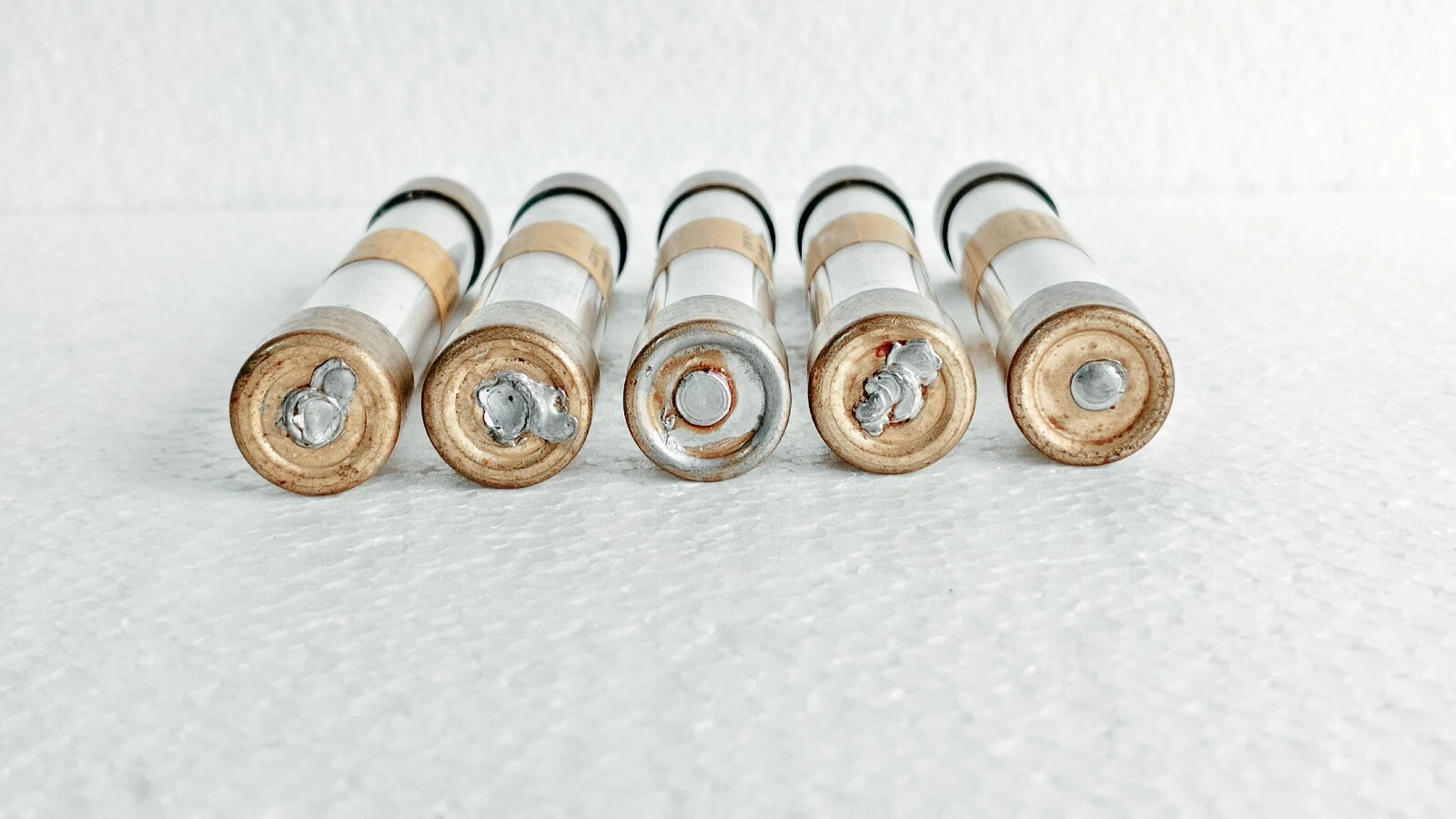 admin/uploads/uploads/Bussmann hvu 2  HVU 2 Buss Fuse Lot of 05 Pcs_1.webp